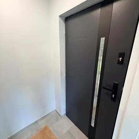 Apartment Kwiatowy Zakatek Na Zaciszu