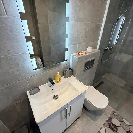 Apartment Kwiatowy Zakatek Na Zaciszu *