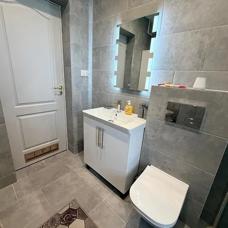 Kwiatowy Zakatek Na Zaciszu Apartment Radocza